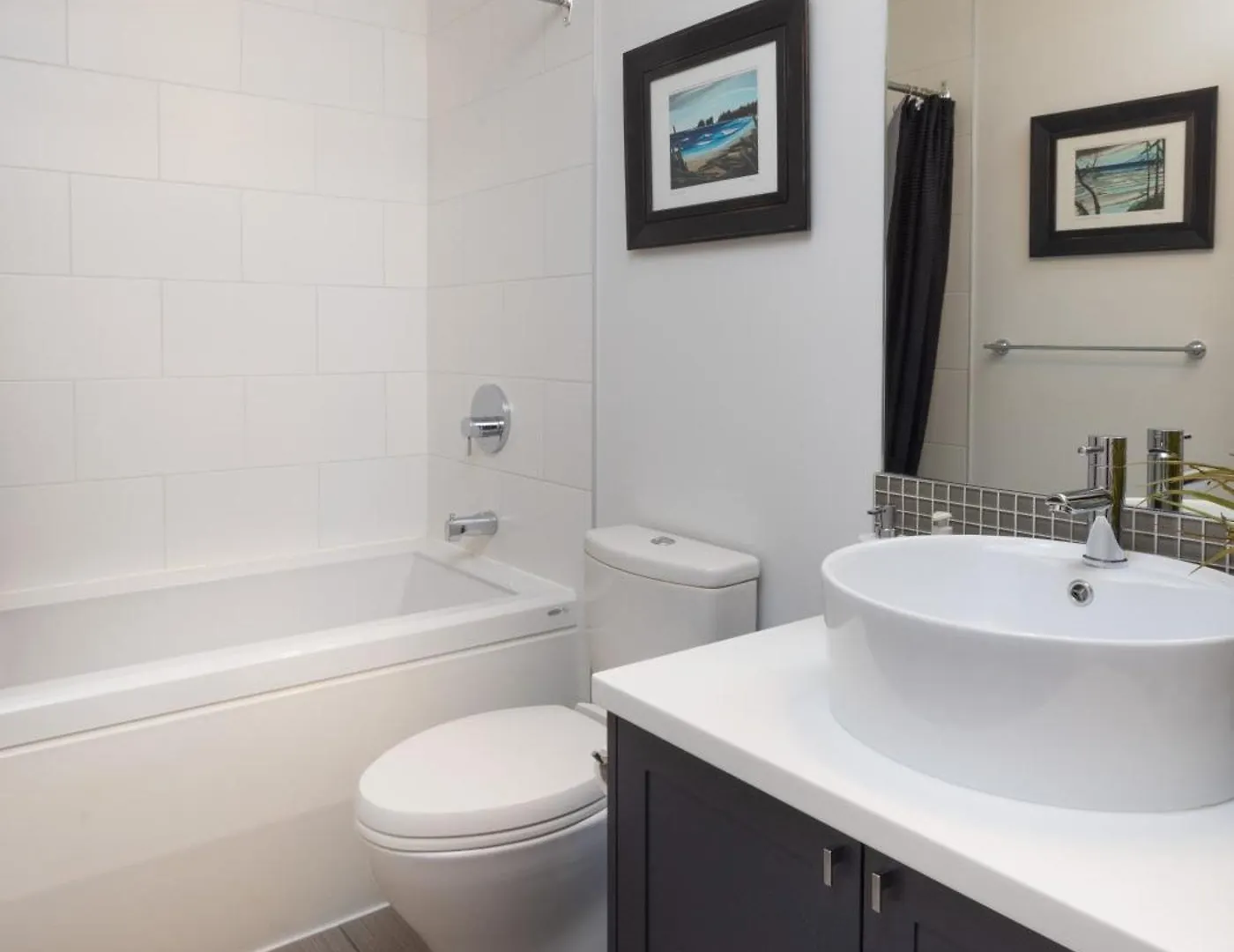 Victoria'S Sea-Cret-Stunning Olympic And Inner Harbour Views From 450 Sq Ft Balcony Canada